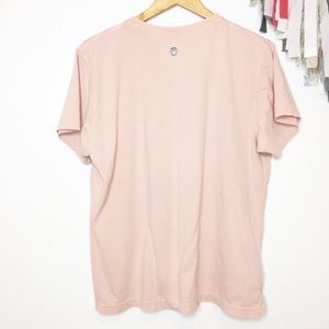 Life Is Good Tops - Life is Good T-shirt ladybug dusty rose pink Large Life Is Good Tops - Life is Good T-shirt ladybug dusty rose pink Large